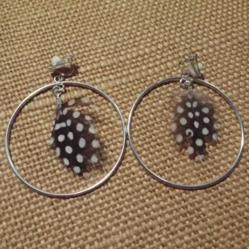 Boucles D'oreilles Créole Avec Plumes À Clip, Inconnue