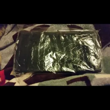 Pochette noir, Inconnue