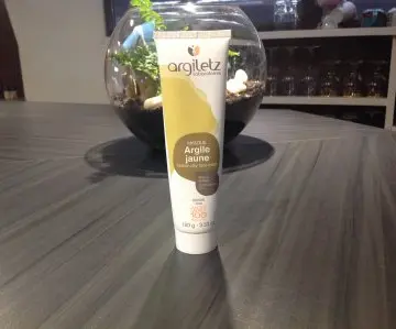 Masque argile jaune, Argiletz