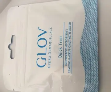 Gant démaquillant, Glov