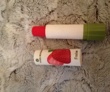 Baume à lèvres à la fraise, Yves Rocher