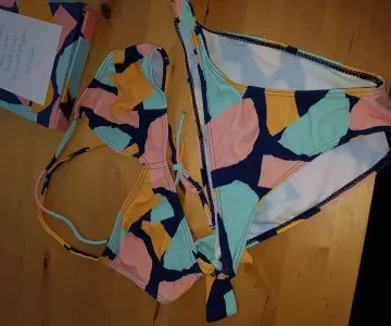 Maillot de bain taille M, Gambettes Box