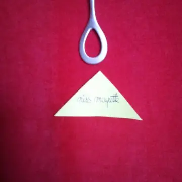 Collier forme décapsuleur, Inconnue