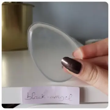 Eponge Silicone, Inconnue