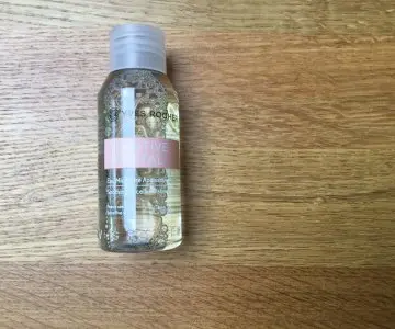 Eau micellaire apaisante 2 en 1, Yves Rocher