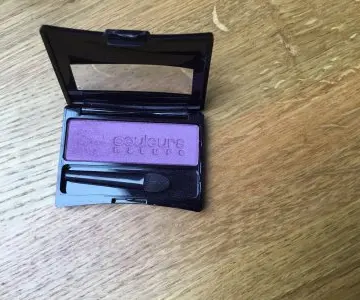 Mono couleur poudre, Yves Rocher