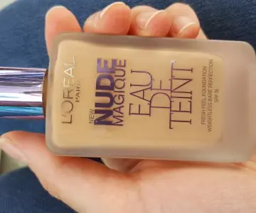 Eau de teint nude magique, L'Oréal