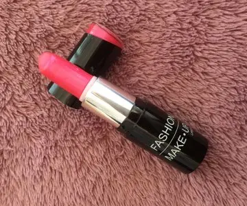 rouge à lèvre rose, Fashion Make Up