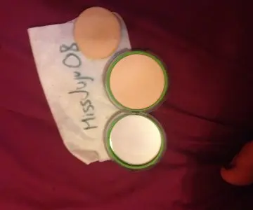 Poudre compacte peau sensible, CoverGirl