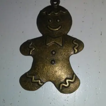 pandentif petit biscuit, Petit Biscuit