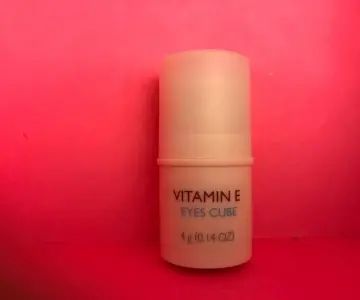 Vitamin E eyes cube, The Body Shop