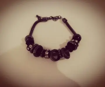 Bracelet bijoux Brigitte, Bijoux Brigitte