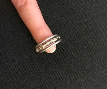 bague, Inconnue