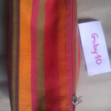 Trousse colorée, Inconnue