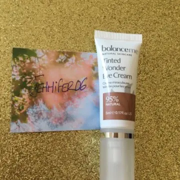 Crème teintée pour les yeux, Balaboosté
