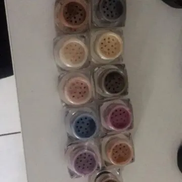 Maquillage, Younique