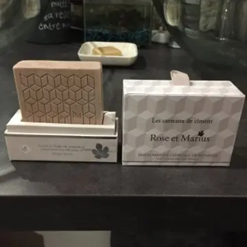 Les carreaux de ciments, Rose et marius