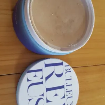 poudre parfumée pour le bain, Etam