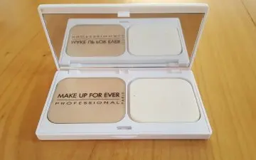 Fond de teint, Make Up For Ever