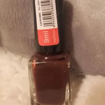 Vernis marron, Inconnue