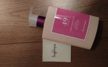Lait corps rose sensuelle, Marionnaud