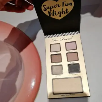 Benefit, Crescent Row de BeneFit