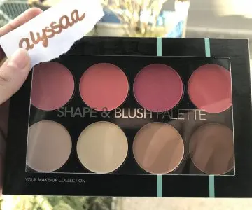 Shape and blush palette, Action