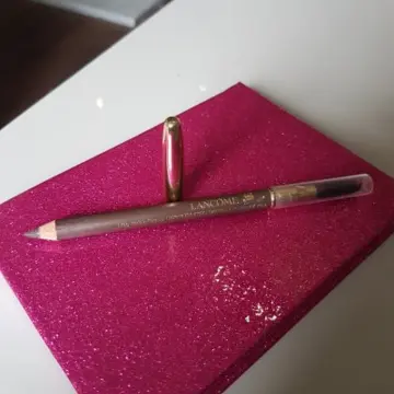 Crayon sourcils, Lancôme