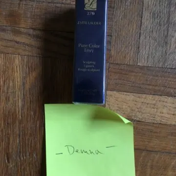 Rouge à lèvre, Estée Lauder