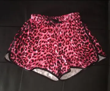 Short léopard, Inconnue