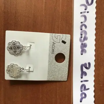 Boucles d'oreilles, Gemo