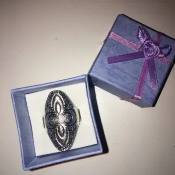 Bague, Inconnue
