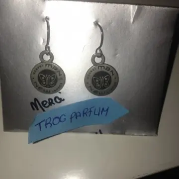 Boucles d oreilles, Inconnue