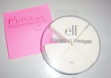 Eponges à fond de teint, Elf