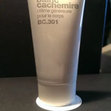 Crème généreuse pour le corps BC.301, Blanc Cachemire