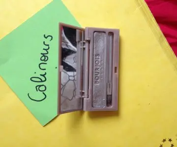 Ombre a paupières, Bourjois