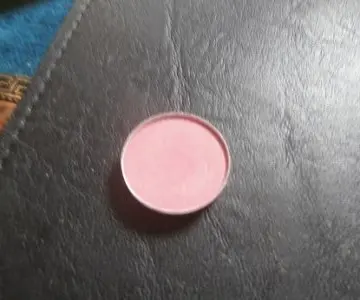 Fard à paupières, MAC Cosmetics