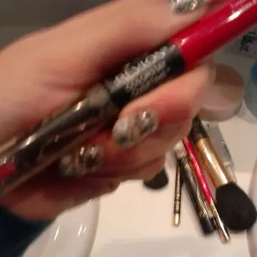 Rouge à lèvre liquide, Revlon