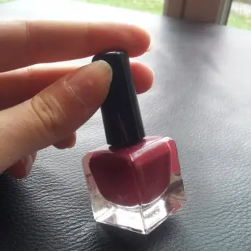 Vernis rose, Salomé