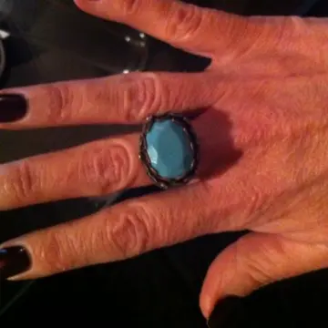 bague, Inconnue