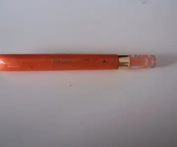Gloss frisson, Topicrem