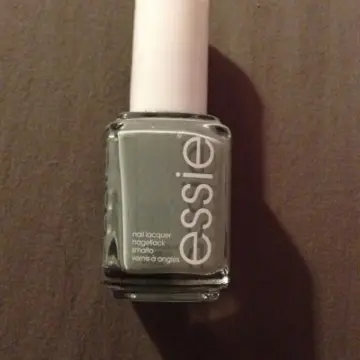 Maximilian strass her, Essie