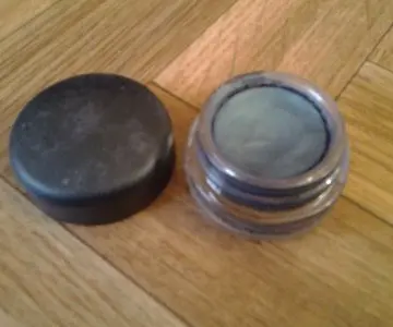 Fard à paupières, MAC Cosmetics