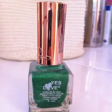Vernis vert pailleté, Yes Love