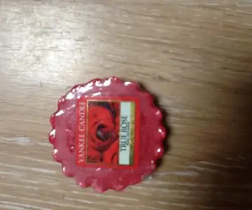 True rose, Yankee Candle