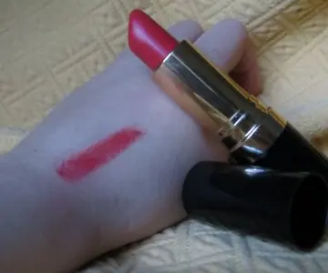 SUPER LUSTROUS, Revlon