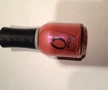 Strip down, Orly
