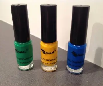 Lot de 3 Vernis (vert, jaune et bleu), Inconnue