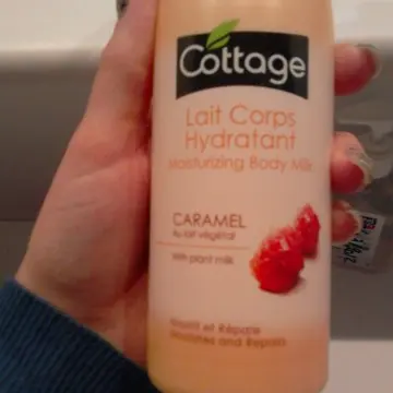 Lait pour le corp, Cottage