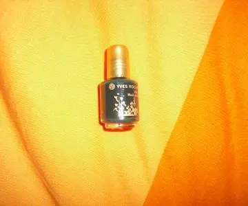Vernis, Yves Rocher